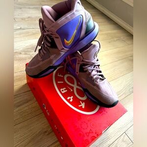 Kyrie Infinity Amethyst GS